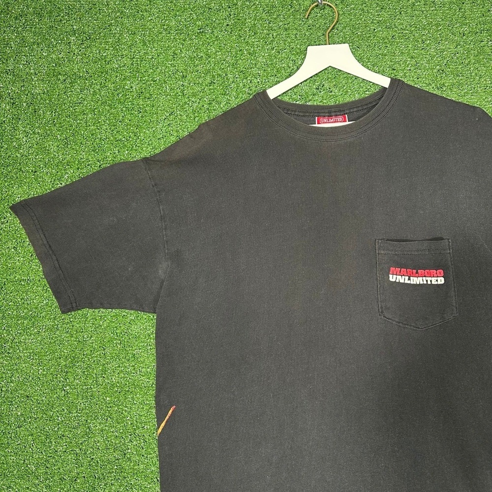 Vintage Marlboro Unlimited Lizard Shirt Mens XL Black Graphic Pocket Tee 90s USA - Picture 7 of 16
